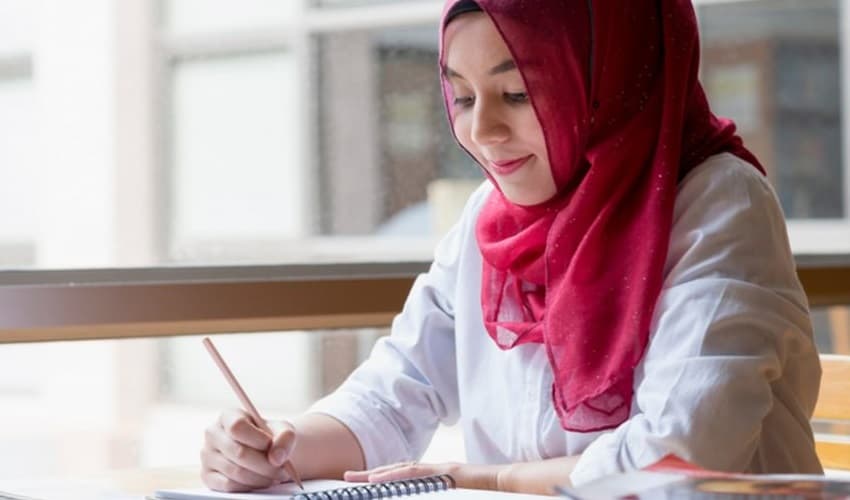 امتحانات خردادماه و اهمیت آن در دبستان گل‌های فاطمیه