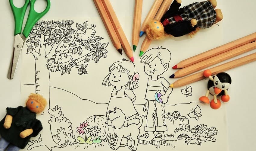 کلاس نقاشی تابستانه دبستان گلهای فاطمیه